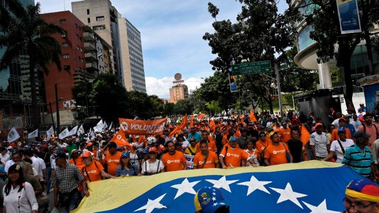 Manifestation contre le gouvernement au Venezuela le 16 novembre