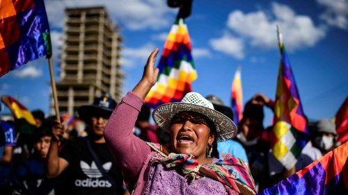 Unruhen in Bolivien: Dialog „zur Befriedung des Landes“ ausgerufen