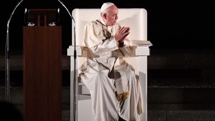 O Papa Francisco durante Encontro pela Paz no Memorial da Paz em Hiroshima, no Japão
