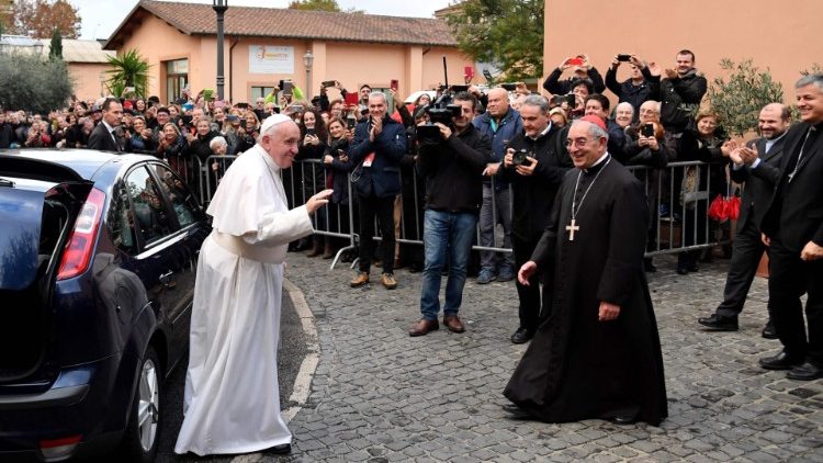 El Papa llega a la “Ciudadela de la caridad”