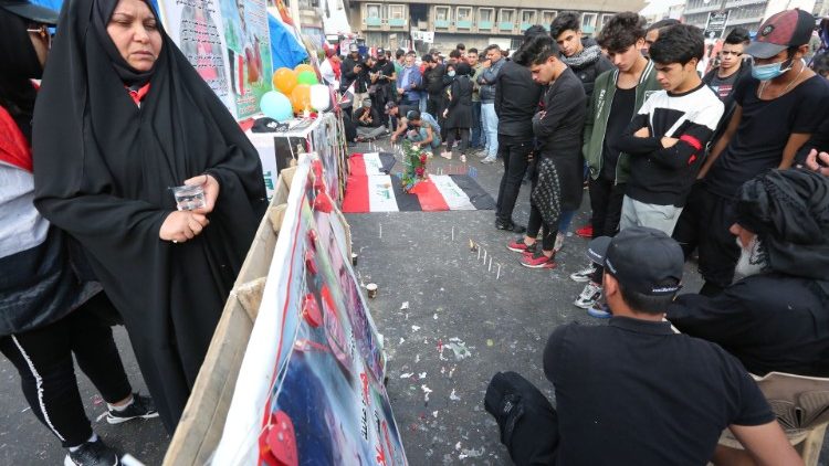 Церемония в памет на жертвите при протестите в Багдад, 1 декември 2019
