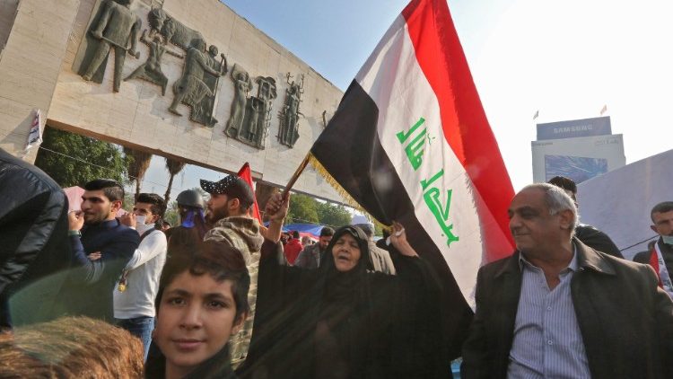  Антиправителствен протест на площад Тахрир в Багдад.