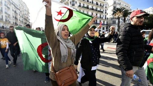 L’Algeria al voto ma senza l’opposizione