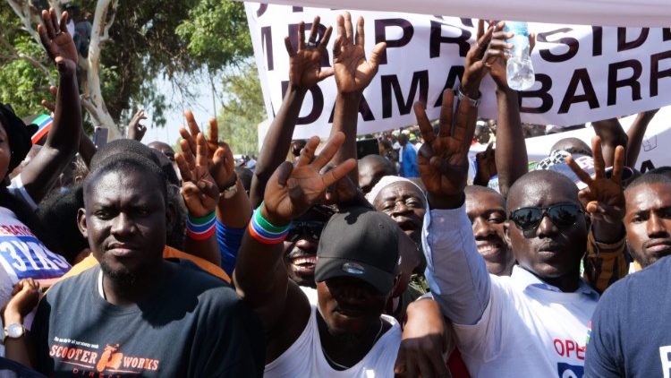 Protestos  em Banjul contra o atual presidente de Gâmbia