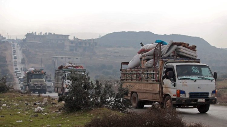 Syrian families fleeing the escalation of government offensive in Idlib province. 