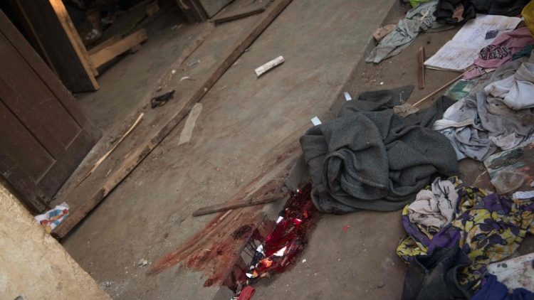 Blutspur in einem geplünderten Haus im PK-5-Distrikt von Bangui am 26. Dezember