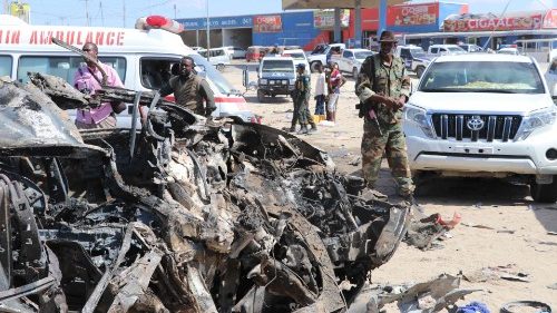 En Somalia una nueva masacre firmada Al Shaabab, decenas de víctimas
