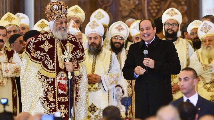 Präsident al-Sisi in der neuen koptischen Kathedrale