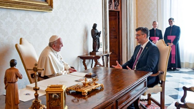 Papa Franjo i premijer Andrej Plenković