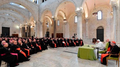 Pápež František v Bari: Najvyšším cieľom každej spoločnosti je mier