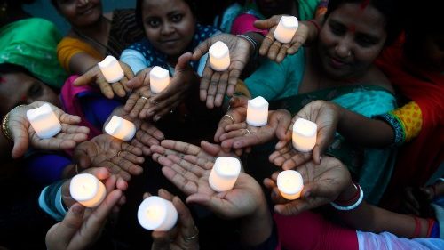 Igrejas condenam violência em Nova Déli: não podemos permitir que o ódio vença