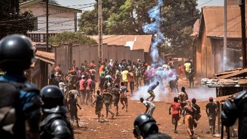 Référendum en Guinée: la Cédéao annule sa mission dans le pays