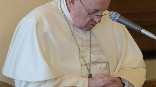 Pápež František: Ďakujem zo srdca lekárom, sestričkám a dobrovoľníkom