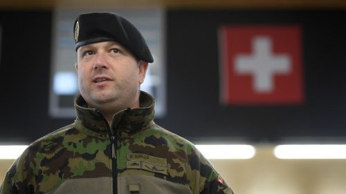 Schweiz: Militärseelsorger will für Ruhe sorgen