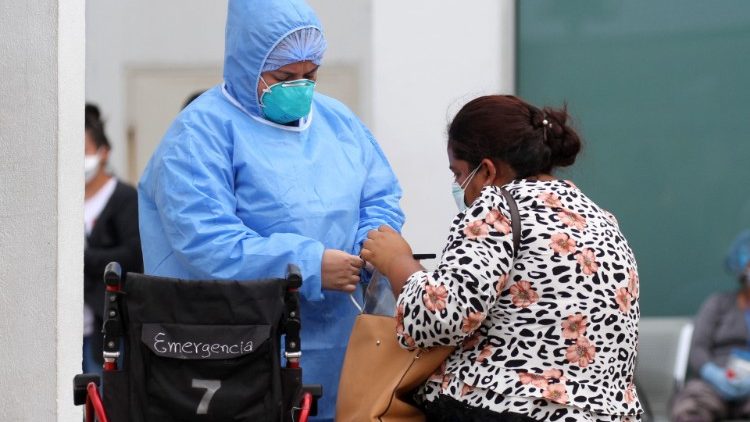 Ecuador covid 19 pandemia sistemas salud