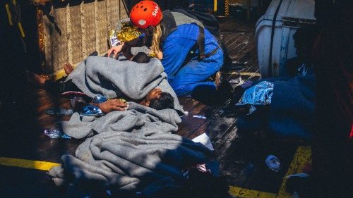 Fermeture des ports italiens: une décision grave pour les navires humanitaires