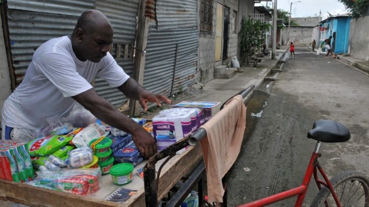 Un vendeur de rue (Guayaquil-Équateur)