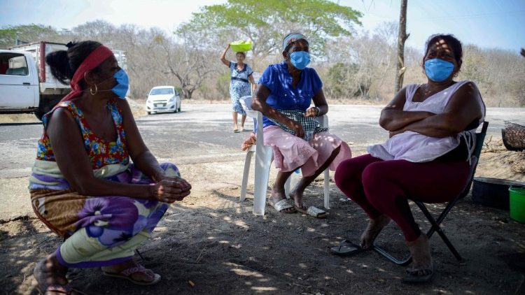 El pueblo mexicano toma medidas para prevenir el coronavirus.