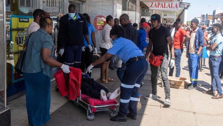 O Zimbábue precisa de equipamentos de proteção para a equipe médica