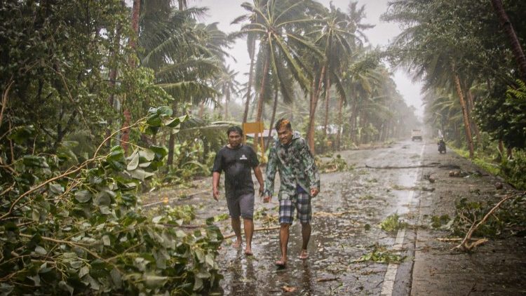 फिलीपींस में तूफान