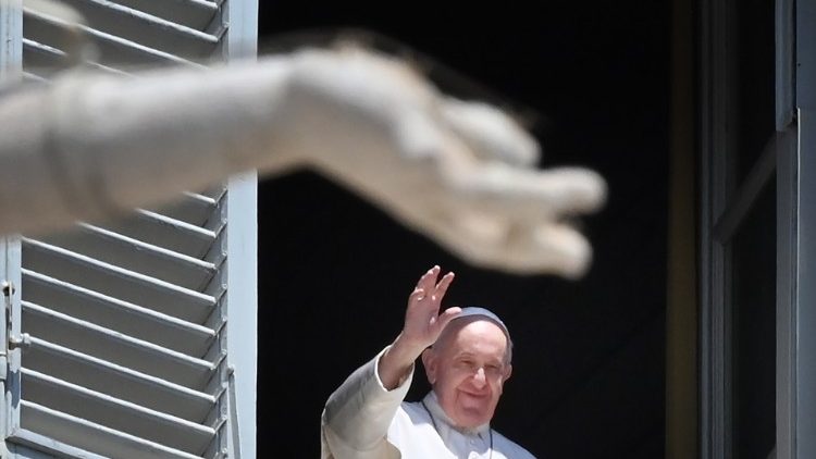 Папа Франциск на неделната молитва "Ангел Господен"