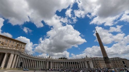 Vatikan legt umfassendes Dokument zur Umwelt- und sozialen Krise vor