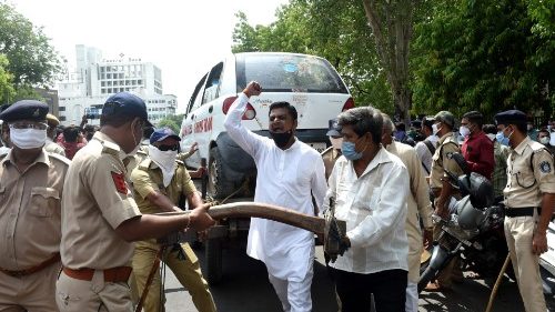 Polizeigewalt in Indien: Bischofskonferenz klagt an 