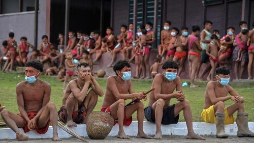 Bolsonaro rejette une loi protégeant les autochtones contre la covid-19