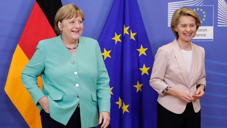 Германският канцлер Ангела Меркел и Урсула фон дер Лайен, председател на Европейската комисия