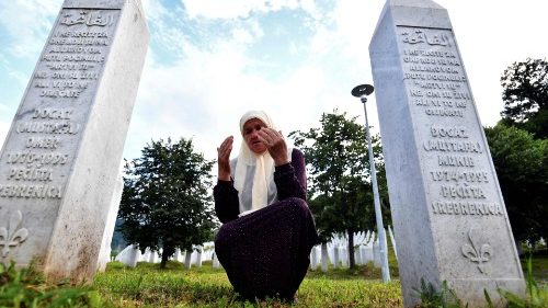 Srebrenica: il genocidio che divide la Bosnia, 25 anni dopo