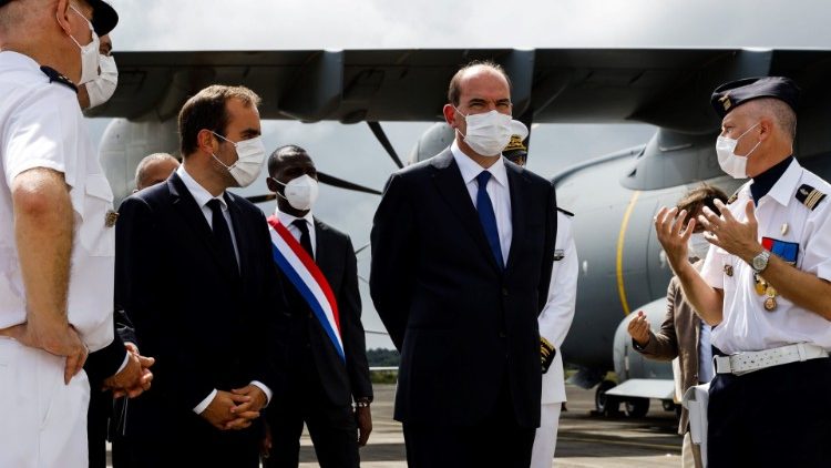 Arrivée du Premier ministre français Jean Castex en Guyane, le 12 juillet 2020.