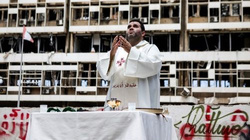 Il Papa scrive ai libanesi: non perdete la speranza nella pace e nella rinascita