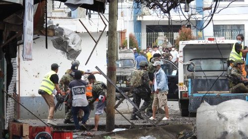 Philippinen: 15 Tote bei Doppelanschlag