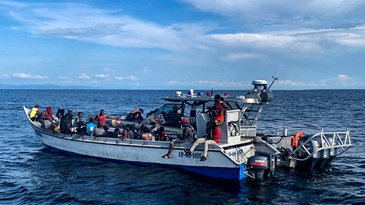 Bootsflüchtlinge aus Haiti treffen in Kolumbien ein
