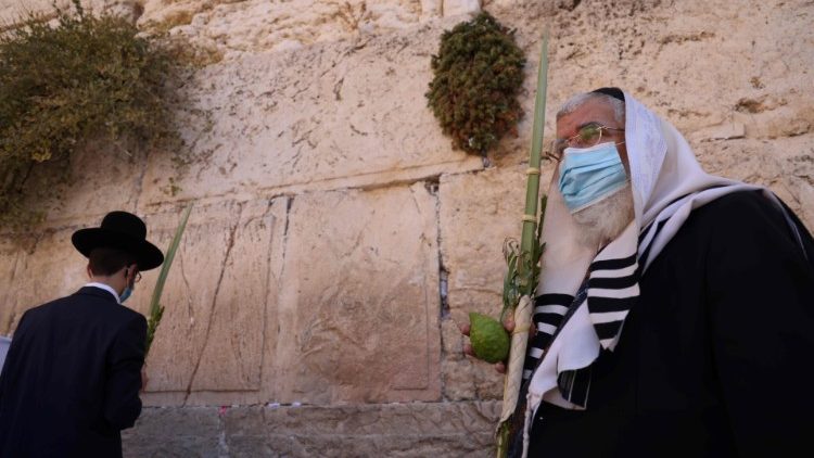 Sukkot-Gebet an der Klagemauer in Jerusalem an diesem Montag