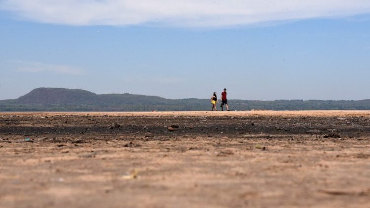 The dried banks of lake Ypacarai as Paraguay suffers a severe drought