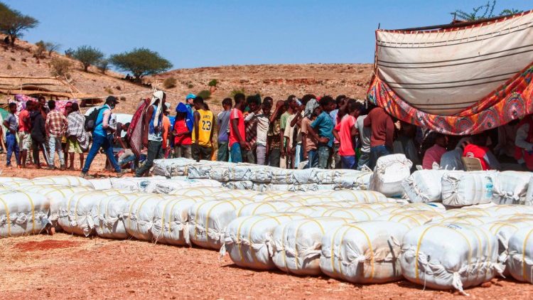 Refugees flee into Sudan from Tigray