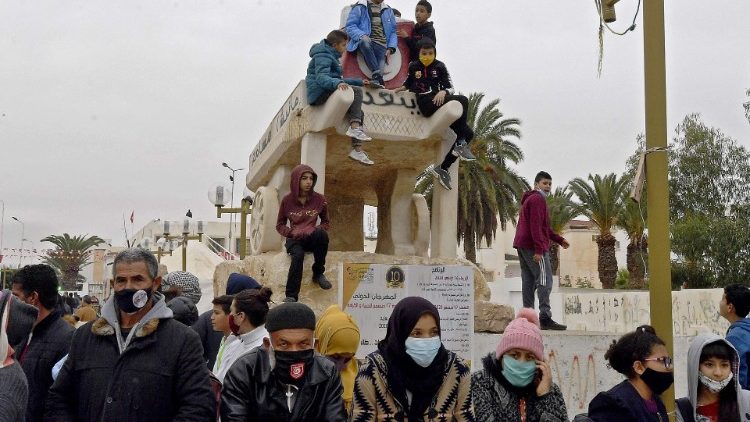 Cerimonia in Tunisia a ricordo di Mohamed Bouazizi dieci anni dopo
