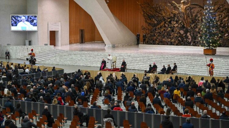 Der Papst sprach in der Audienzhalle im Vatikan