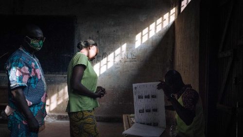 Centrafrique : «La plupart des gens pensent que la continuité est le moindre mal»