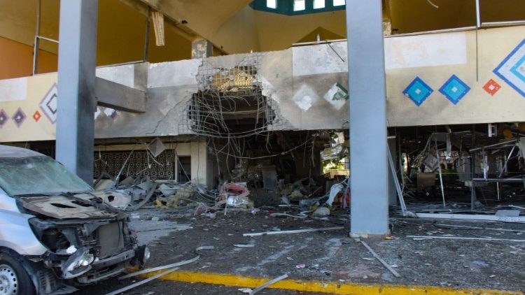 L'attacco di ieri all'aeroporto di Aden