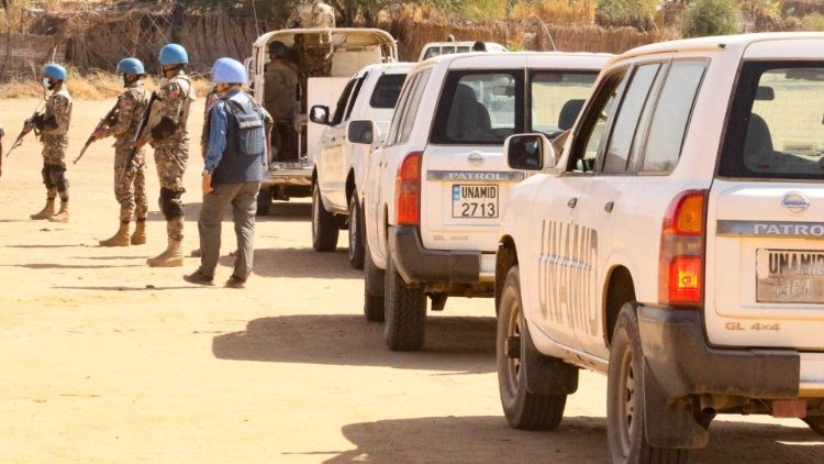 Dlaczego ONZ opuszcza Darfur po 13 latach?