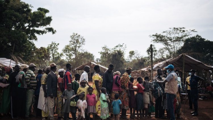 Rifugiati congolesi in fuga dai conflitti