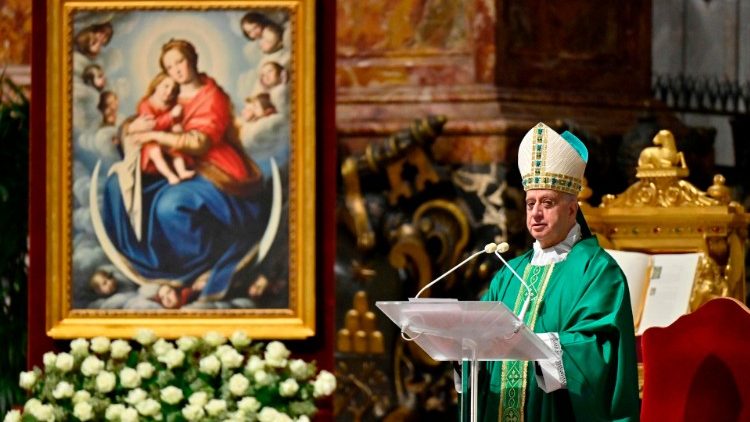 Erzbischof Fisichella verliest die Predigt von Papst Franziskus zum Bibelsonntag