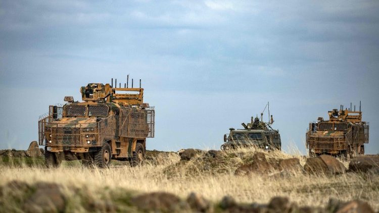 Esercitazioni congiunte tra Russia e Turchia nel nordest della Siria