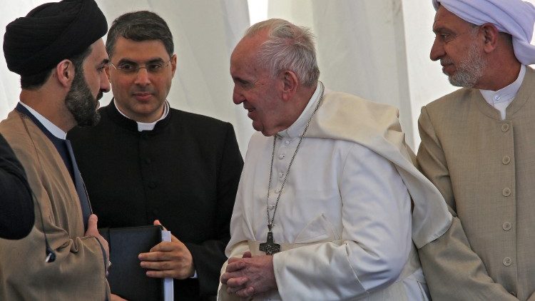 Papa Francisco com líderes religiosos em Ur
