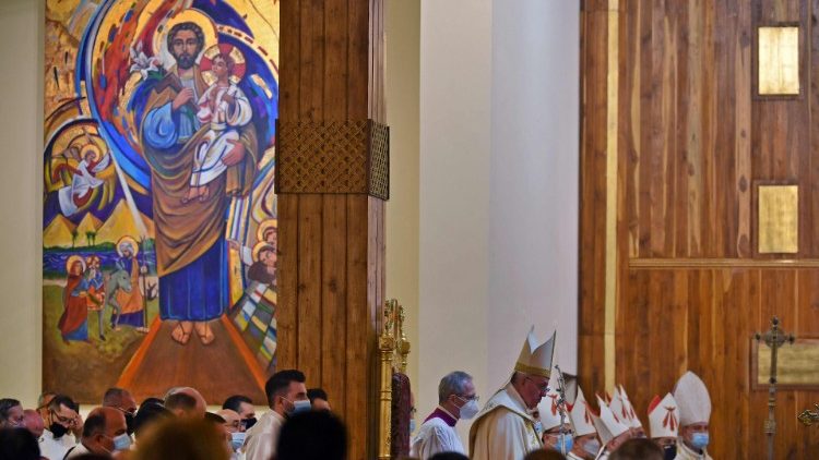 Pintura de São José na Catedral a ele dedicada em Bagdá
