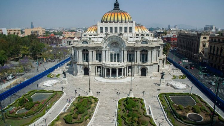 Palais des Beaux-Arts dans le centre historique de Mexico, la capitale. 