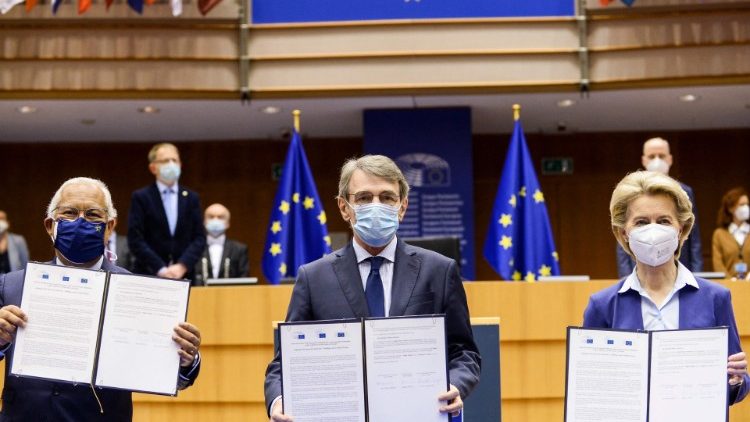 La firma a Bruxelles per l'avvio della Conferenza sul futuro dell'Europa