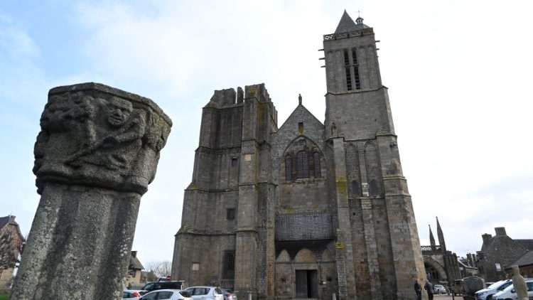 Катедралата Сан Самсон в  Дол бе Бретан, Западна Франция.